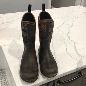 The Original Muck Boots - kids slightly used